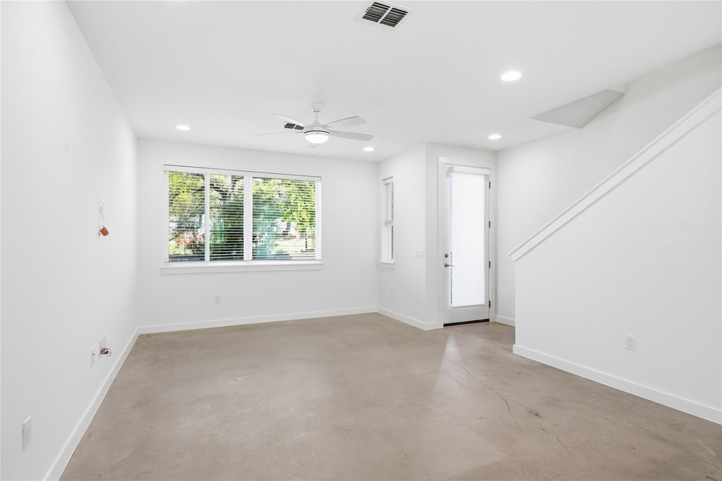 814 N Bluff Dr - Photo 11