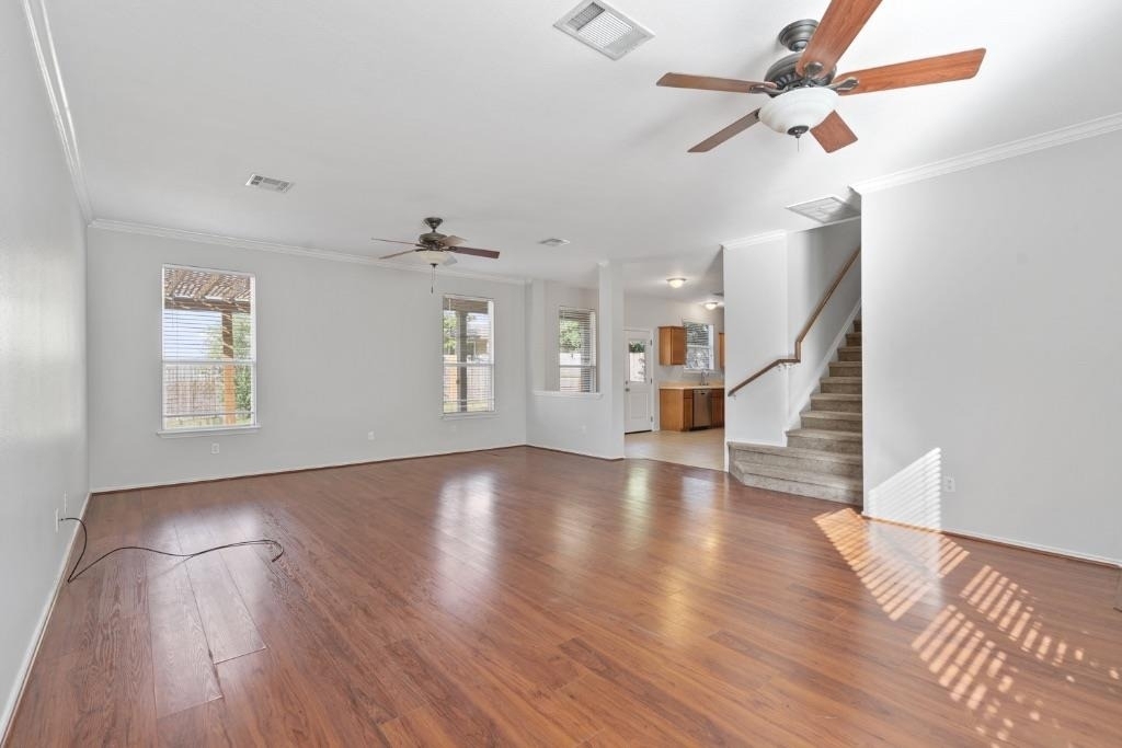 120 Brazos Ln - Photo 4