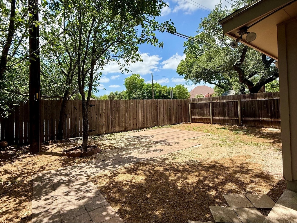 8421 Fathom Cir - Photo 18
