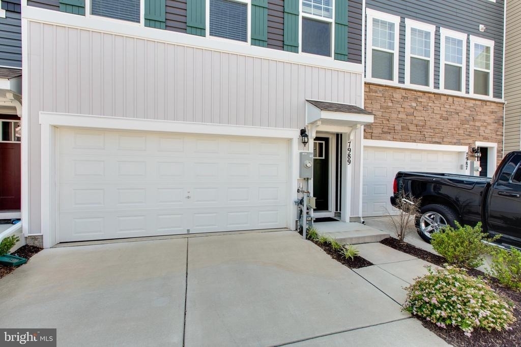 7989 Patterson Way - Photo 3