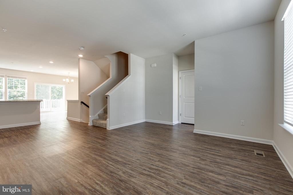 7989 Patterson Way - Photo 6