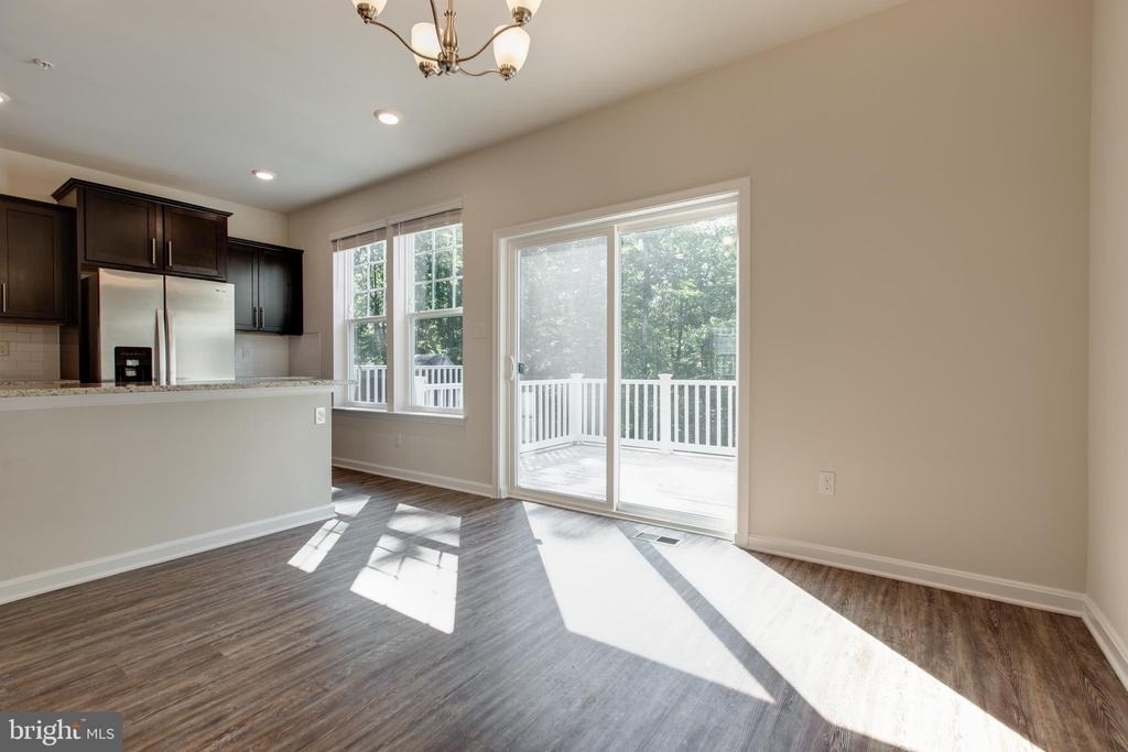 7989 Patterson Way - Photo 10