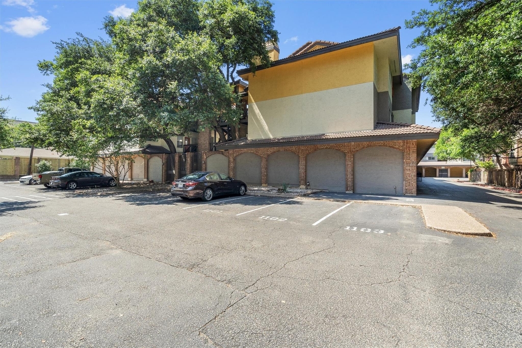 806 W 24th St - Photo 27