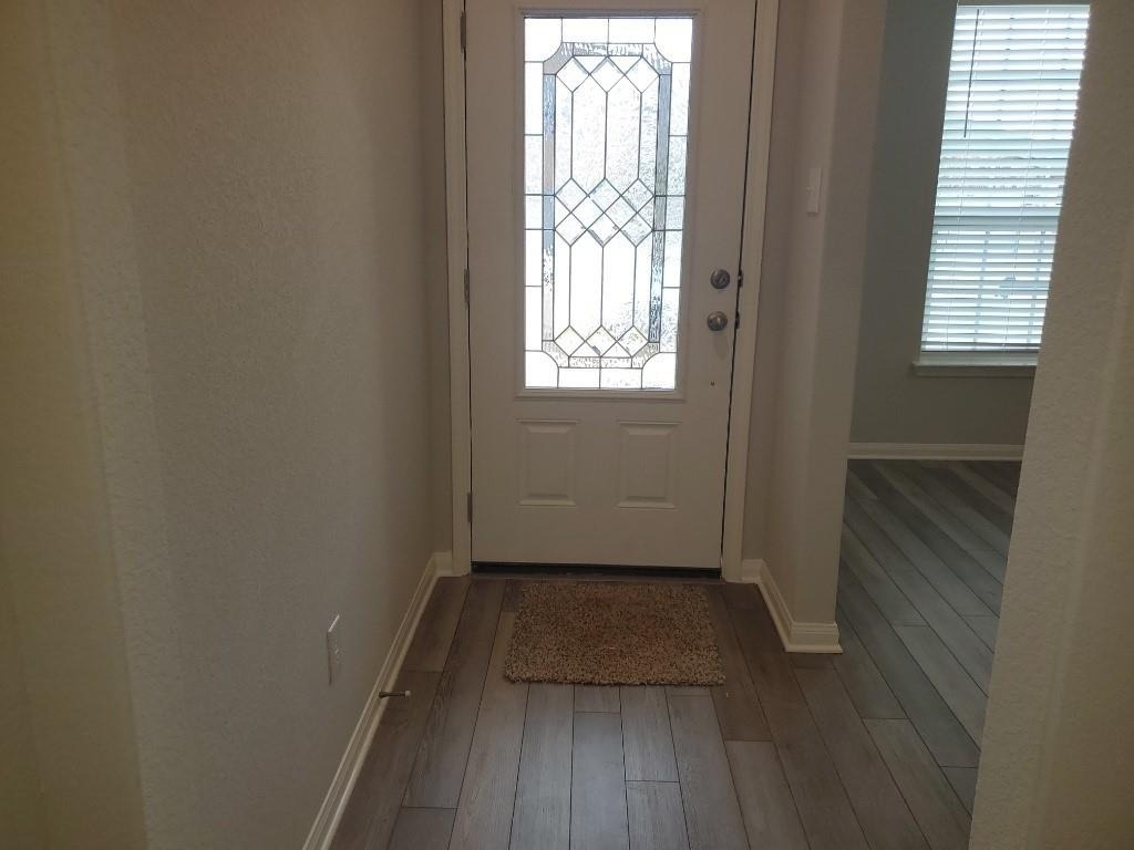 136 Constitution St - Photo 4