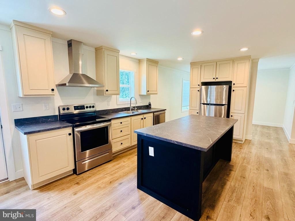 6541 Big Stone Beach Road - Photo 3