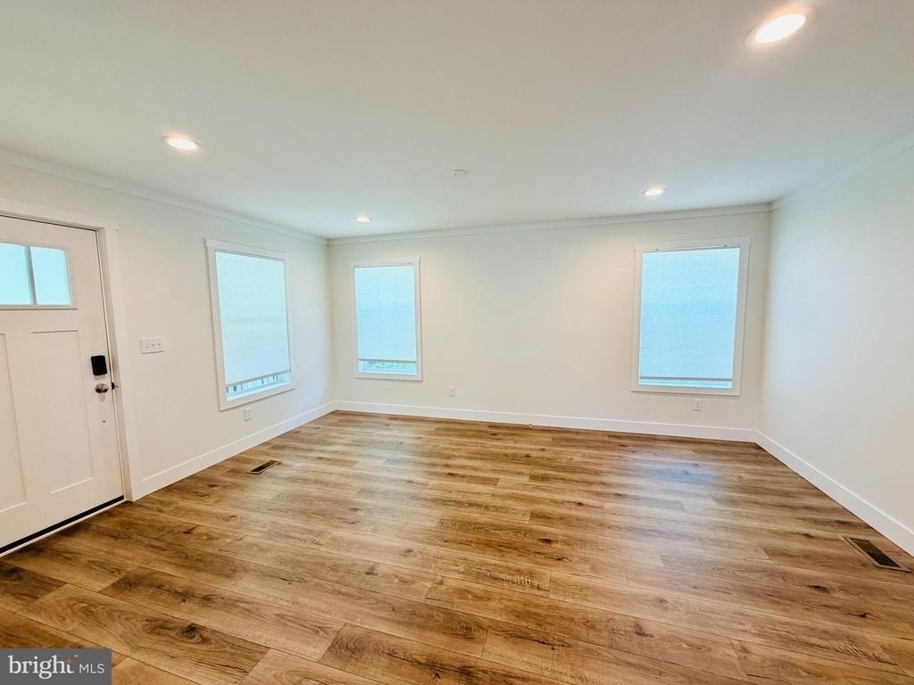 6541 Big Stone Beach Road - Photo 9