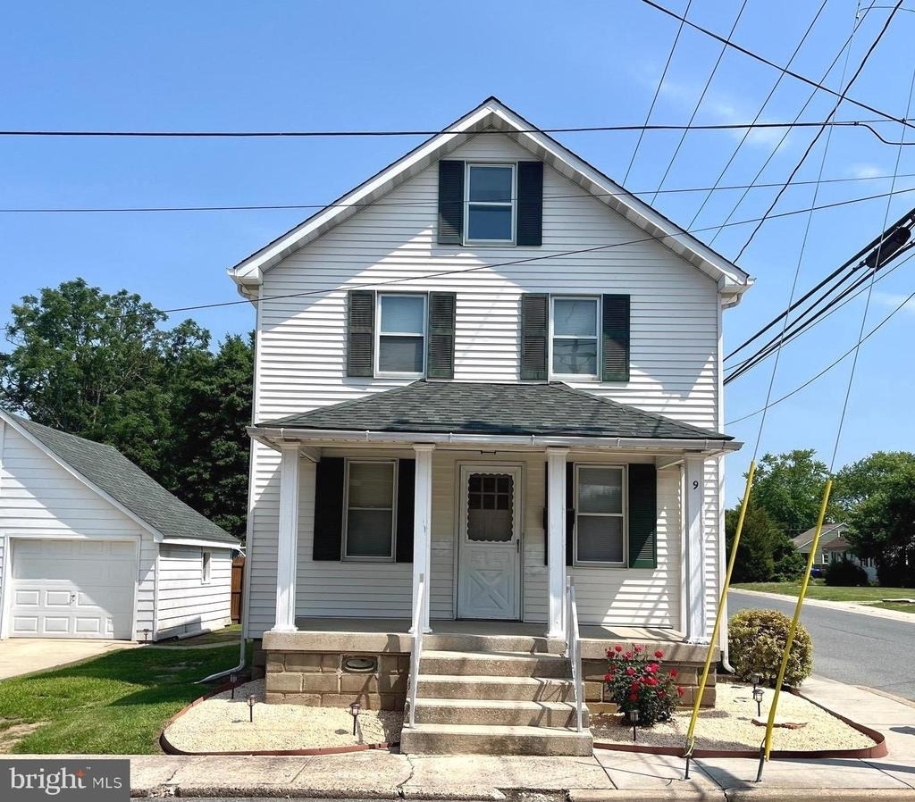 9 Ne 6th Street - Photo 1