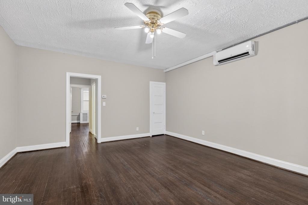 46 Quincy Place Ne - Photo 3