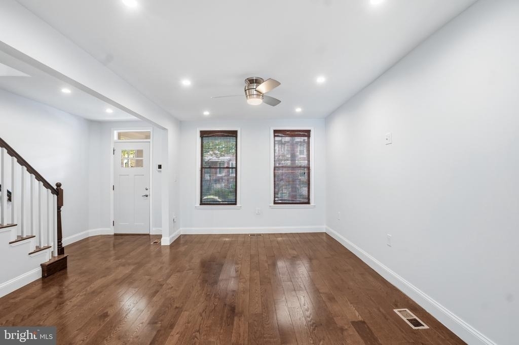 1118 Chicago Street Se - Photo 1