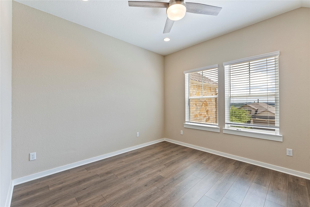 328 Berkeley Pl - Photo 25