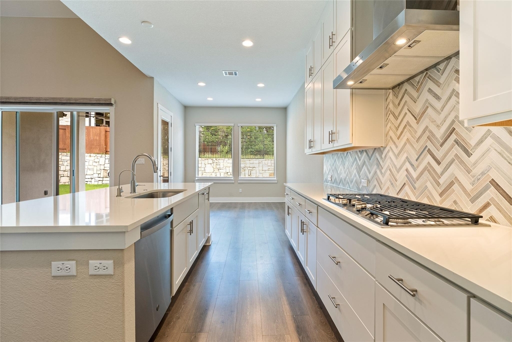 328 Berkeley Pl - Photo 12