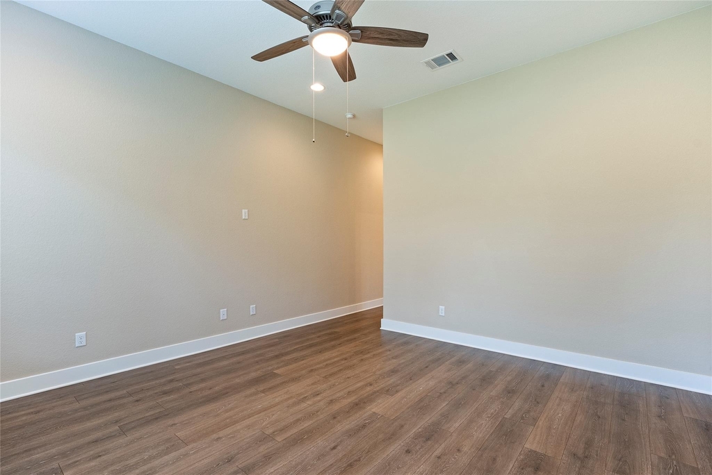 328 Berkeley Pl - Photo 17