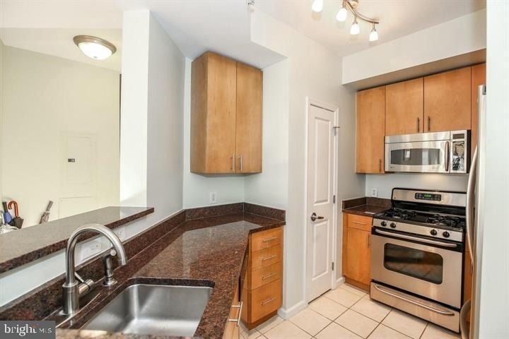 715 6th Street Nw - Photo 7