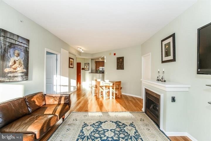 715 6th Street Nw - Photo 1
