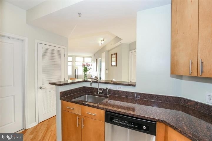715 6th Street Nw - Photo 9