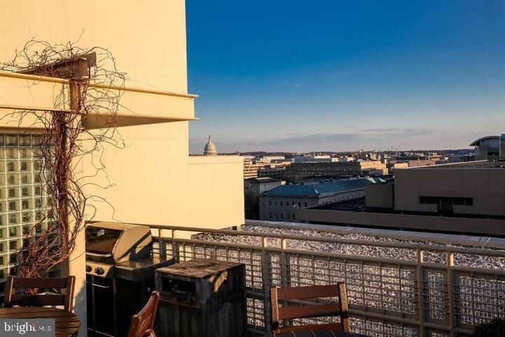 715 6th Street Nw - Photo 24