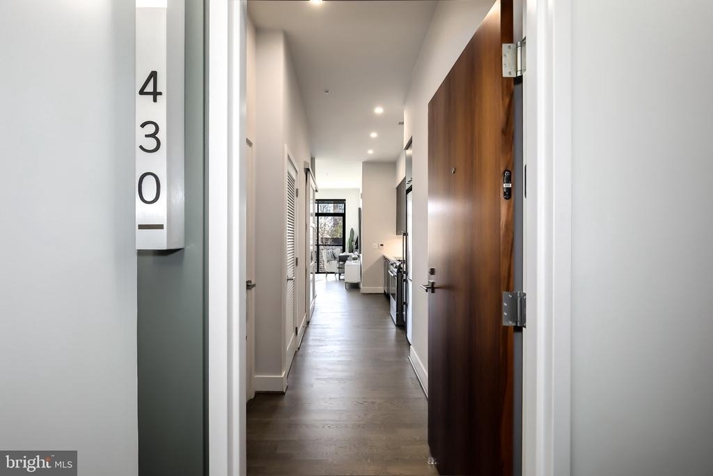 525 Water Street Sw - Photo 2