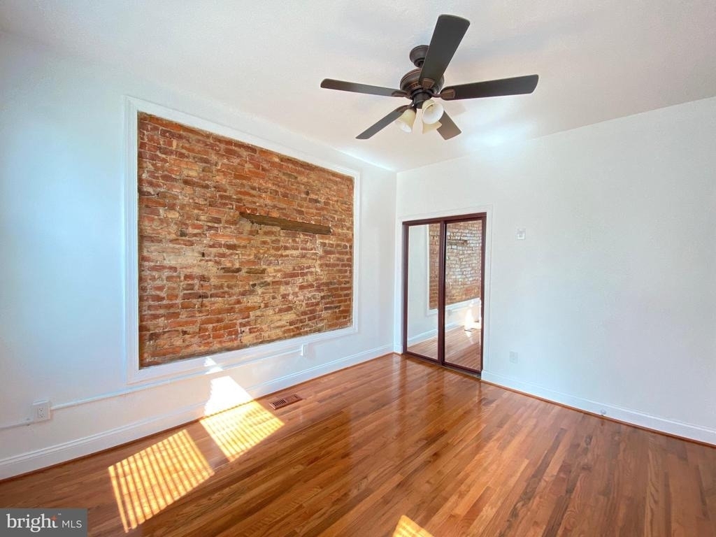 615 Lamont Street Nw - Photo 6