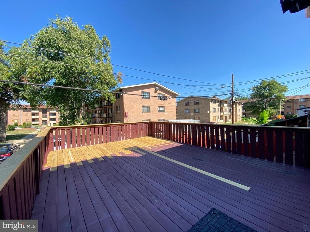 615 Lamont Street Nw - Photo 17