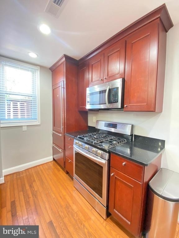 615 Lamont Street Nw - Photo 3