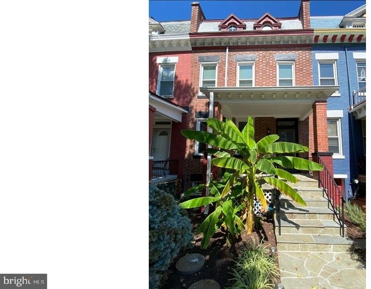 615 Lamont Street Nw - Photo 0