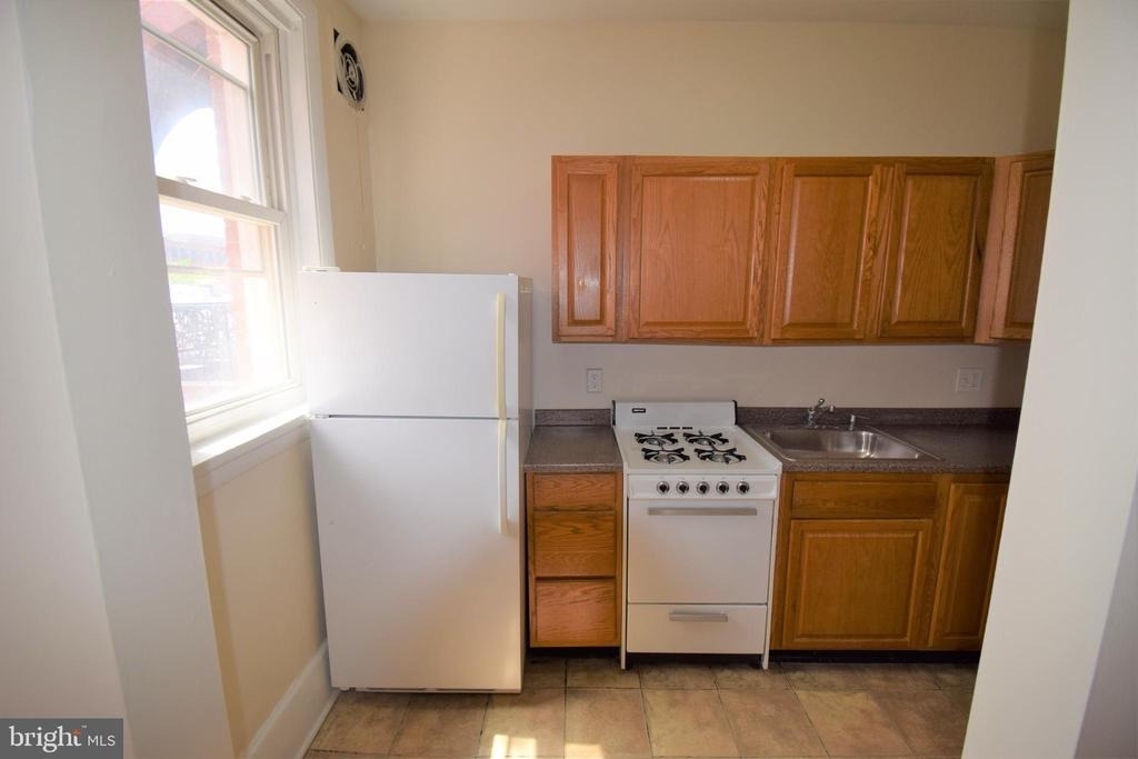 2112 O Street Nw - Photo 7
