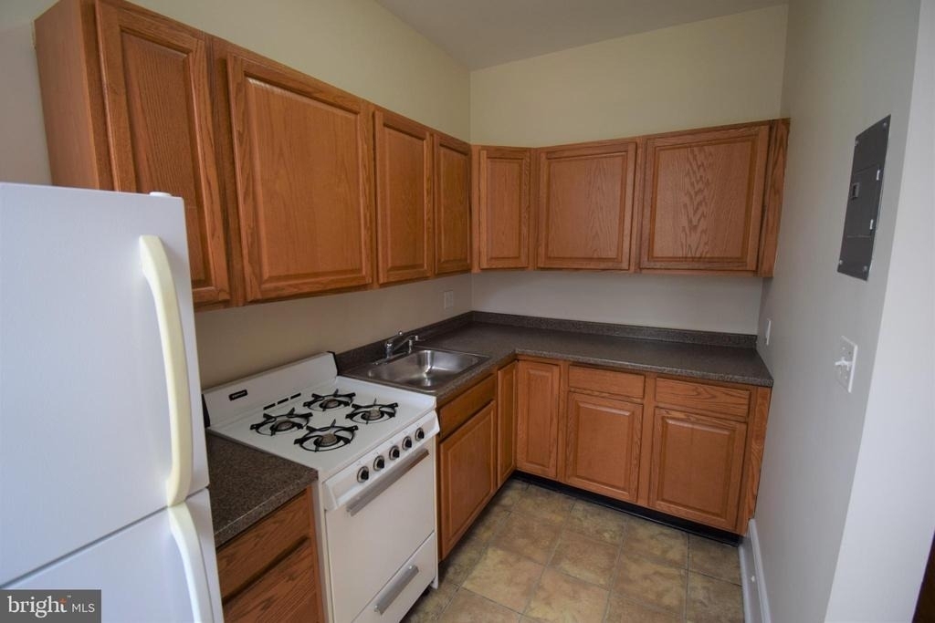 2112 O Street Nw - Photo 5