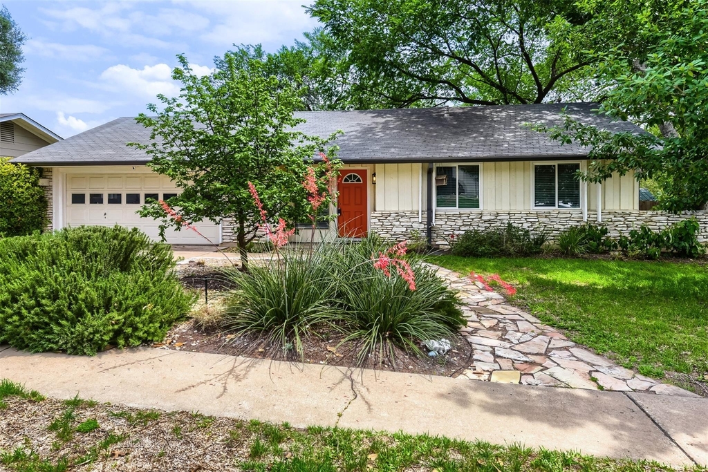 2501 Audubon Pl - Photo 0