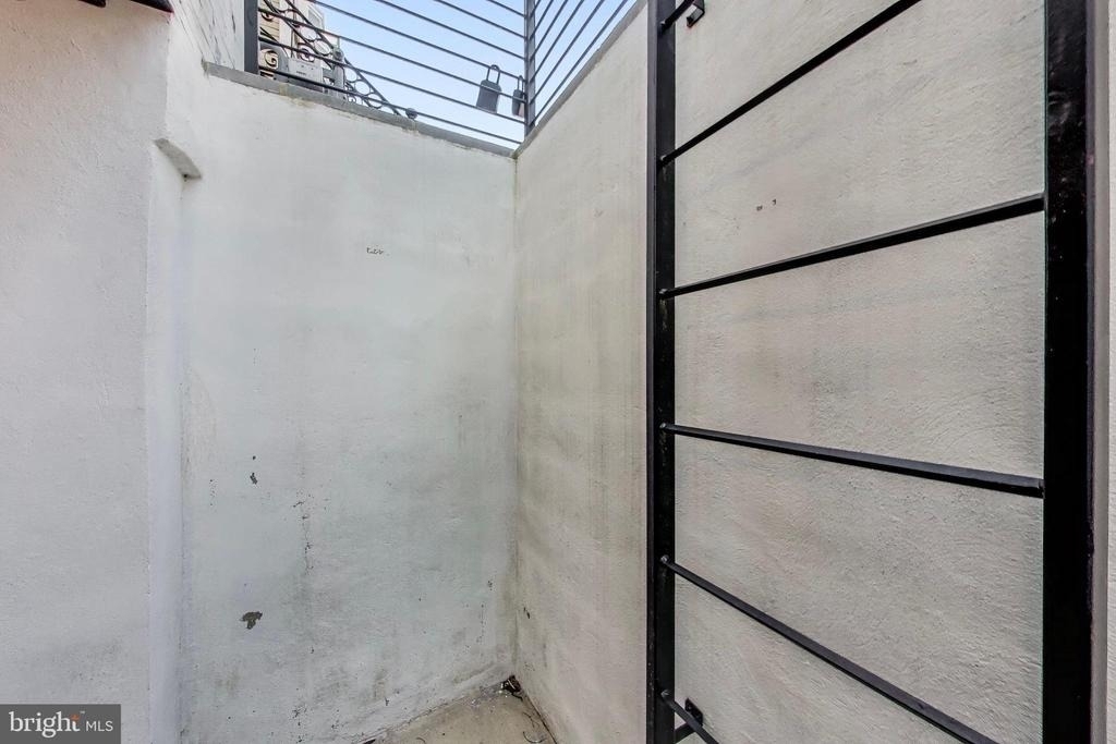 1444 Harvard Street Nw - Photo 17