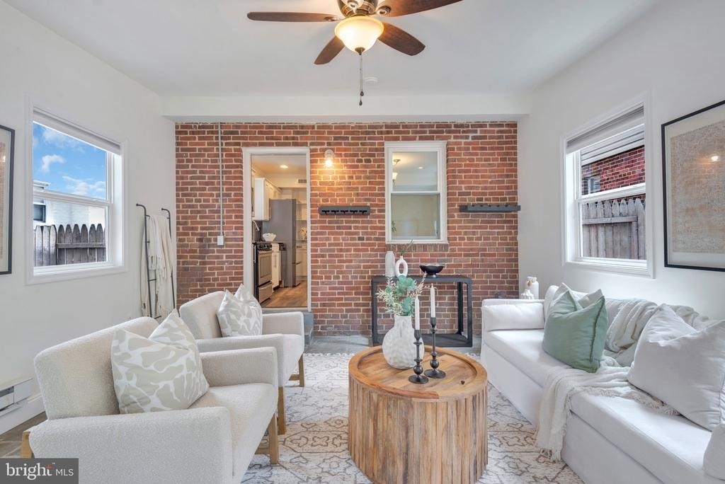 2842 30th Street Ne - Photo 8