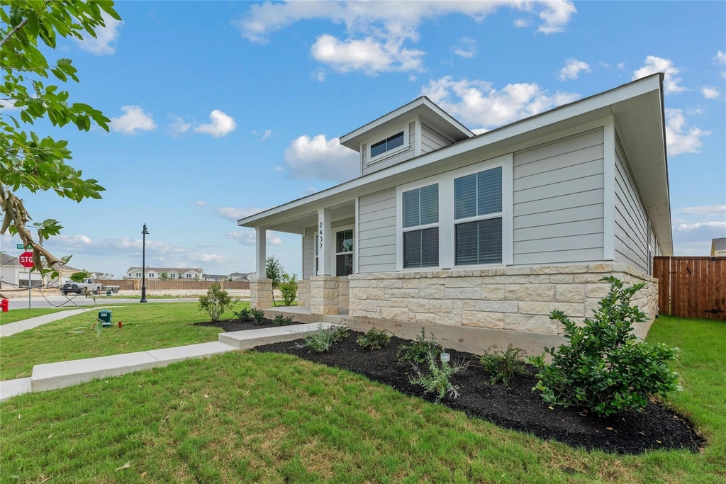 2457 Lucy Axel Ln - Photo 4