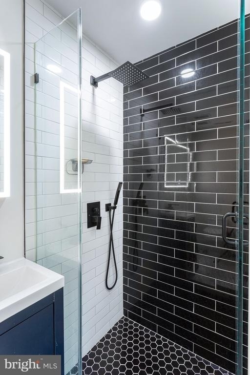 1307 Longfellow Street Nw - Photo 15
