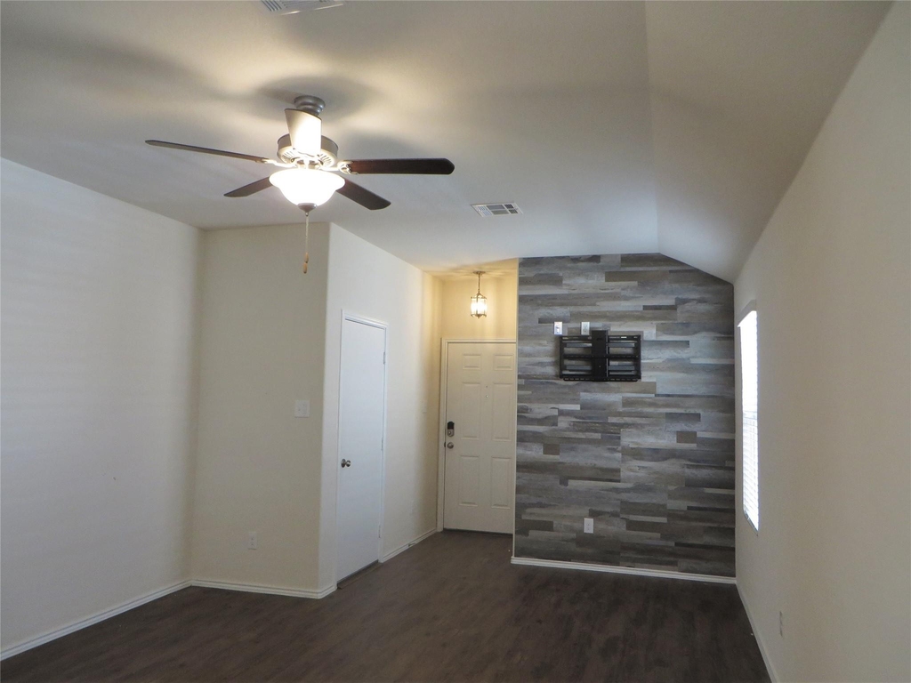 400 Major Lee Ln - Photo 4