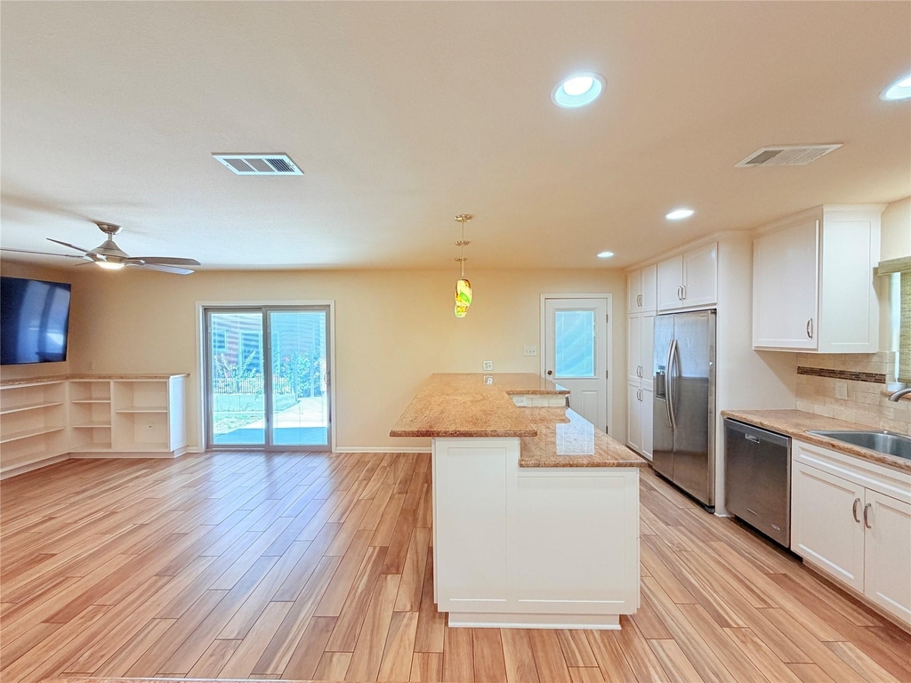 5014 Evans Ave - Photo 3