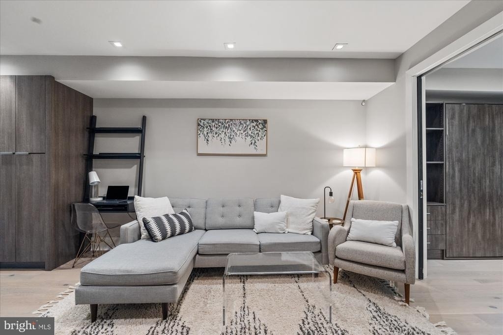 1429 W Street Nw - Photo 2