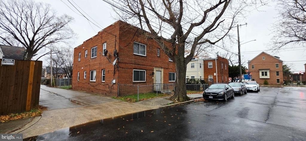 3207 11th Pl Se - Photo 3