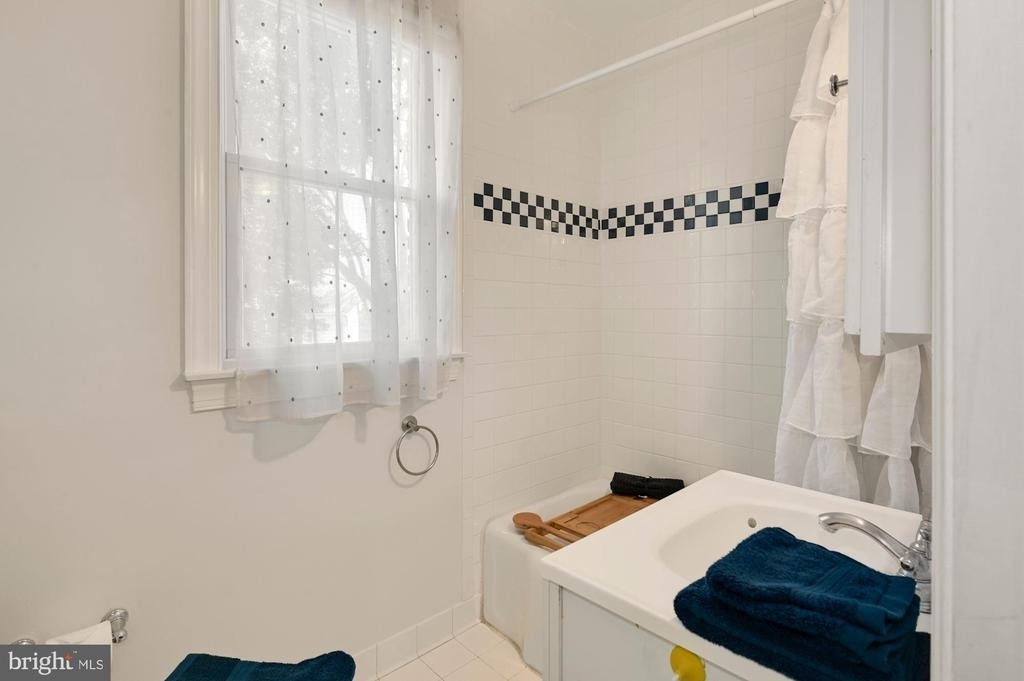 4505 Alton Place Nw - Photo 27