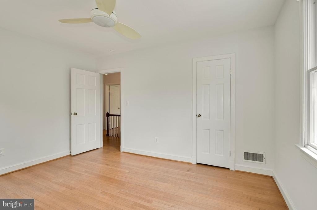 4505 Alton Place Nw - Photo 24