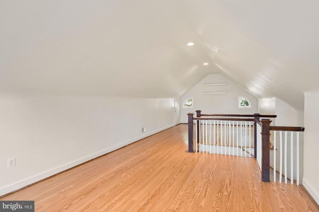4505 Alton Place Nw - Photo 28