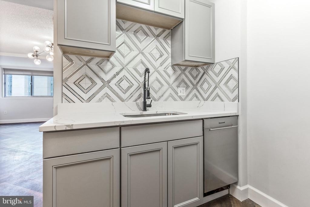 922 24th Street Nw - Photo 20