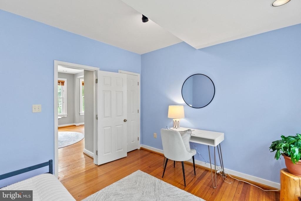 5213 Cathedral Avenue Nw - Photo 15