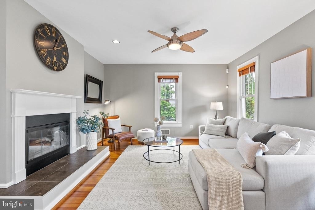 5213 Cathedral Avenue Nw - Photo 8