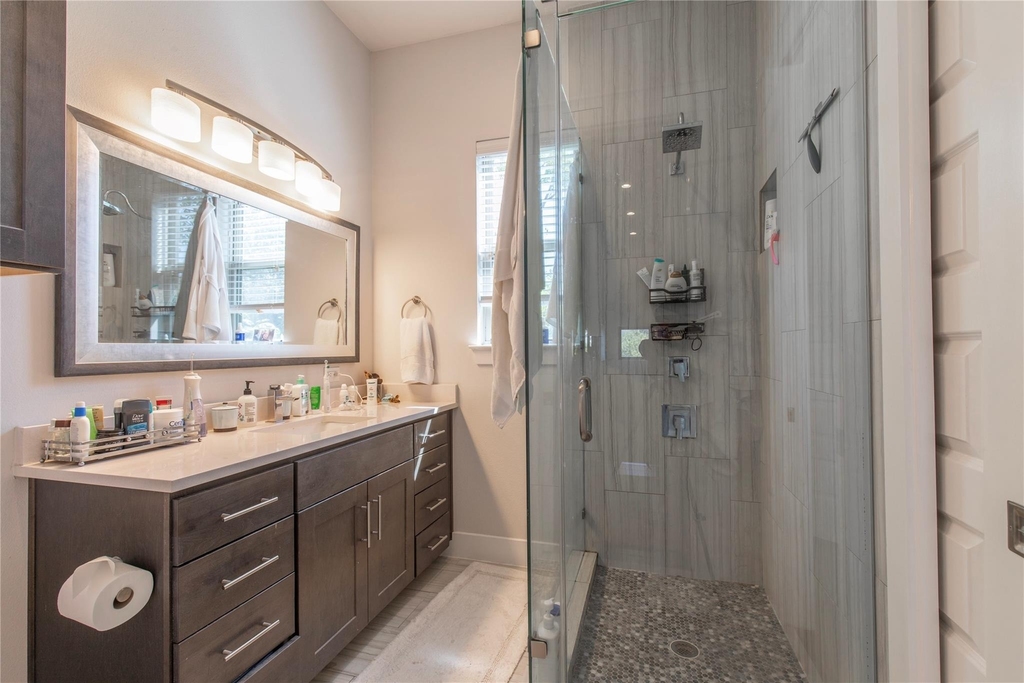 1608 Ulit Ave - Photo 4