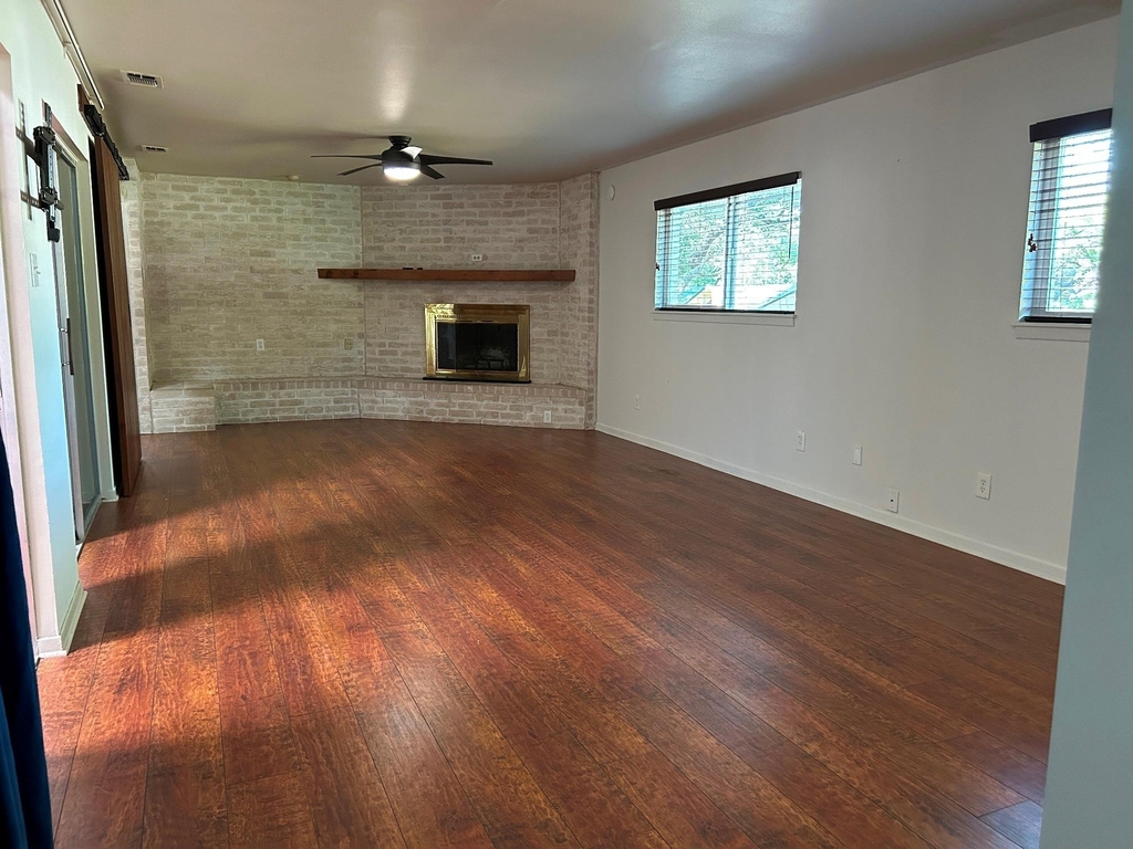2403 Dijon Dr - Photo 9