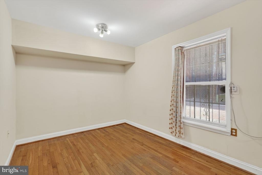 1820 Swann Street Nw - Photo 5