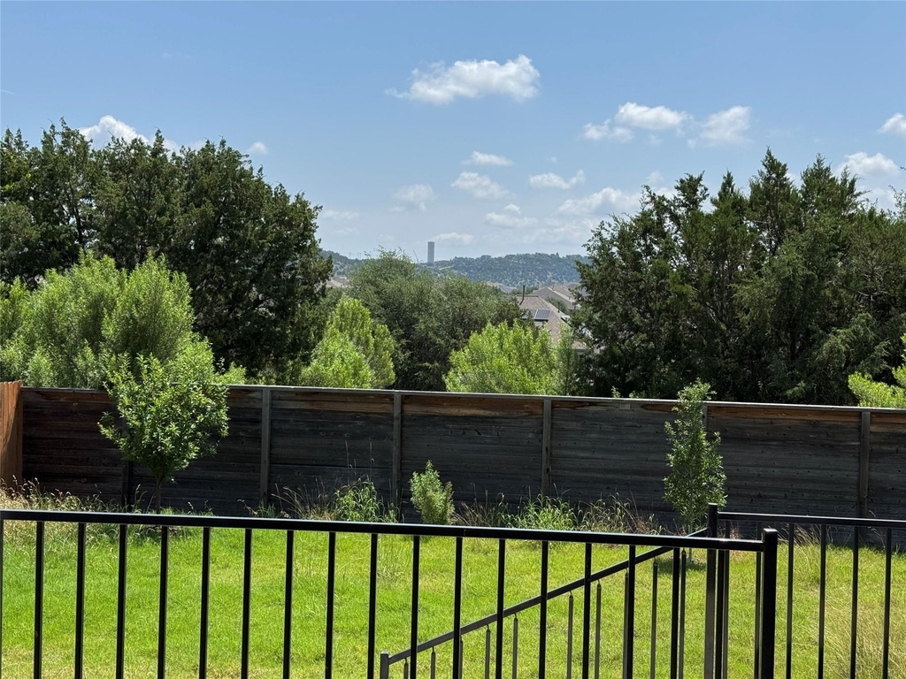 5817 Alamosa Clearing Dr - Photo 13