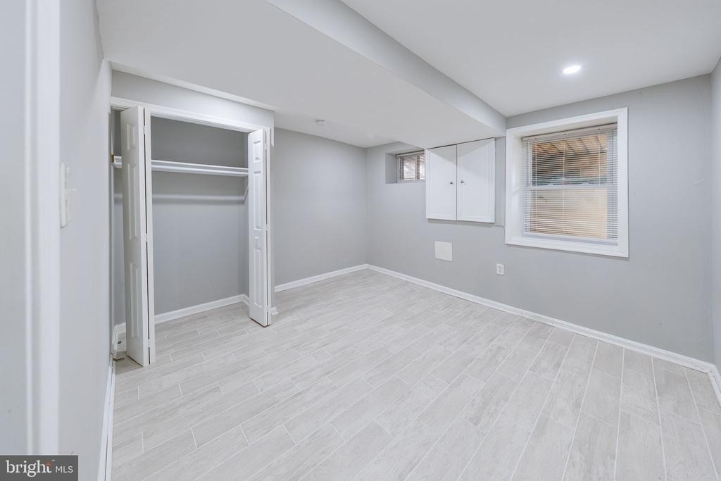 1235 Shepherd Street Nw - Photo 10