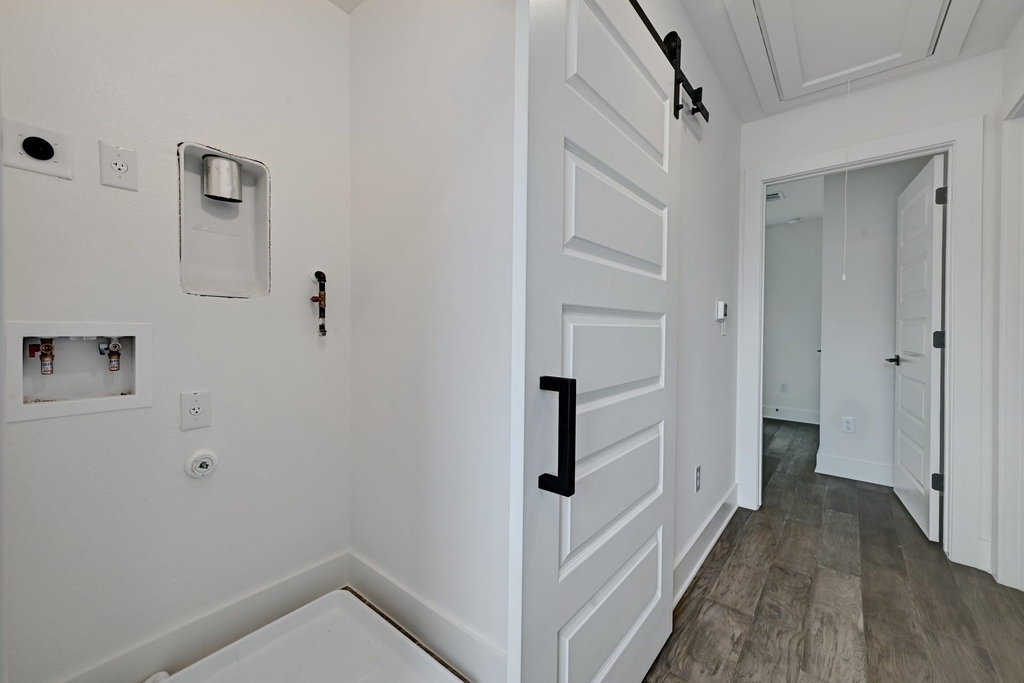 2308 Maxwell Ln - Photo 13