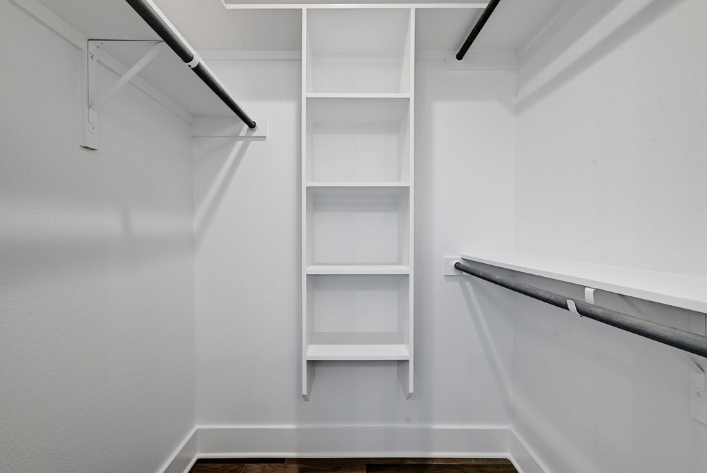 2308 Maxwell Ln - Photo 10