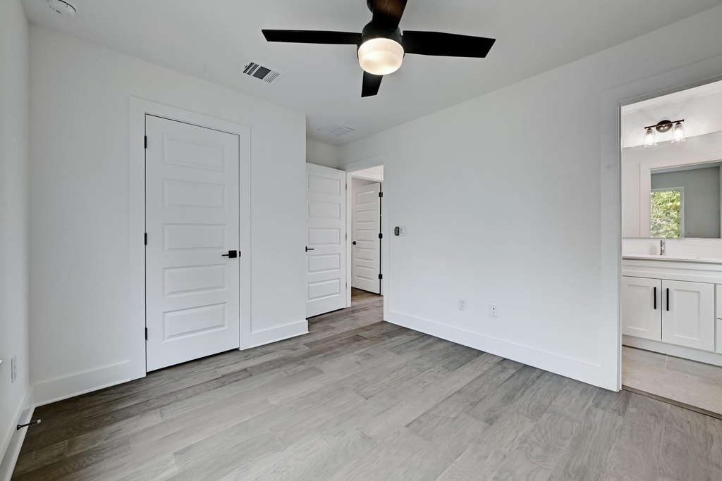 2308 Maxwell Ln - Photo 11